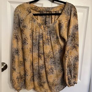 EUC blouson top w long sleeves